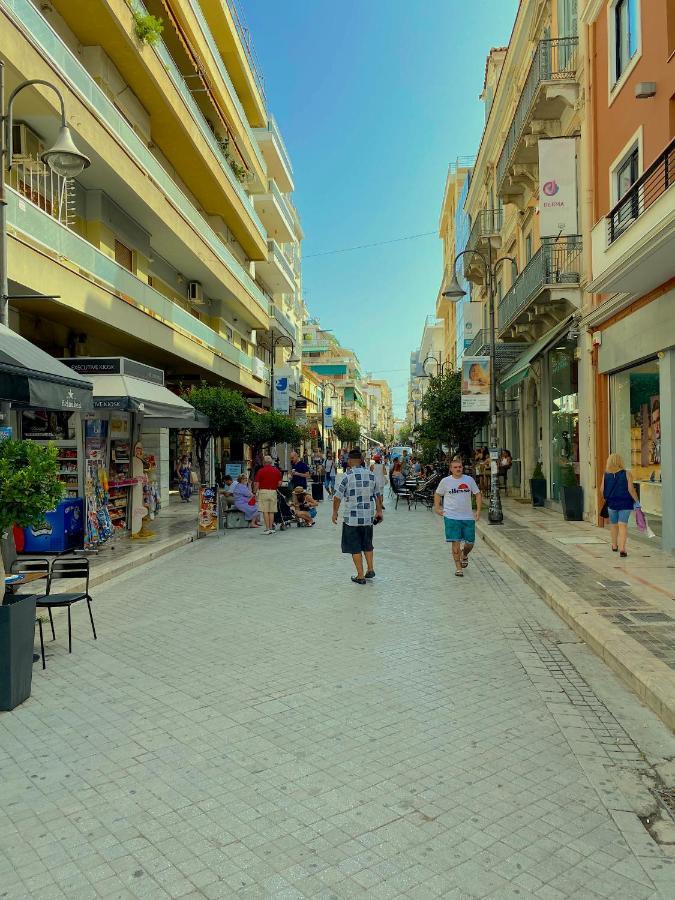 Happy Place! Big, Bright & Central - Ideal For Families And Groups Of Friends Patras Zewnętrze zdjęcie