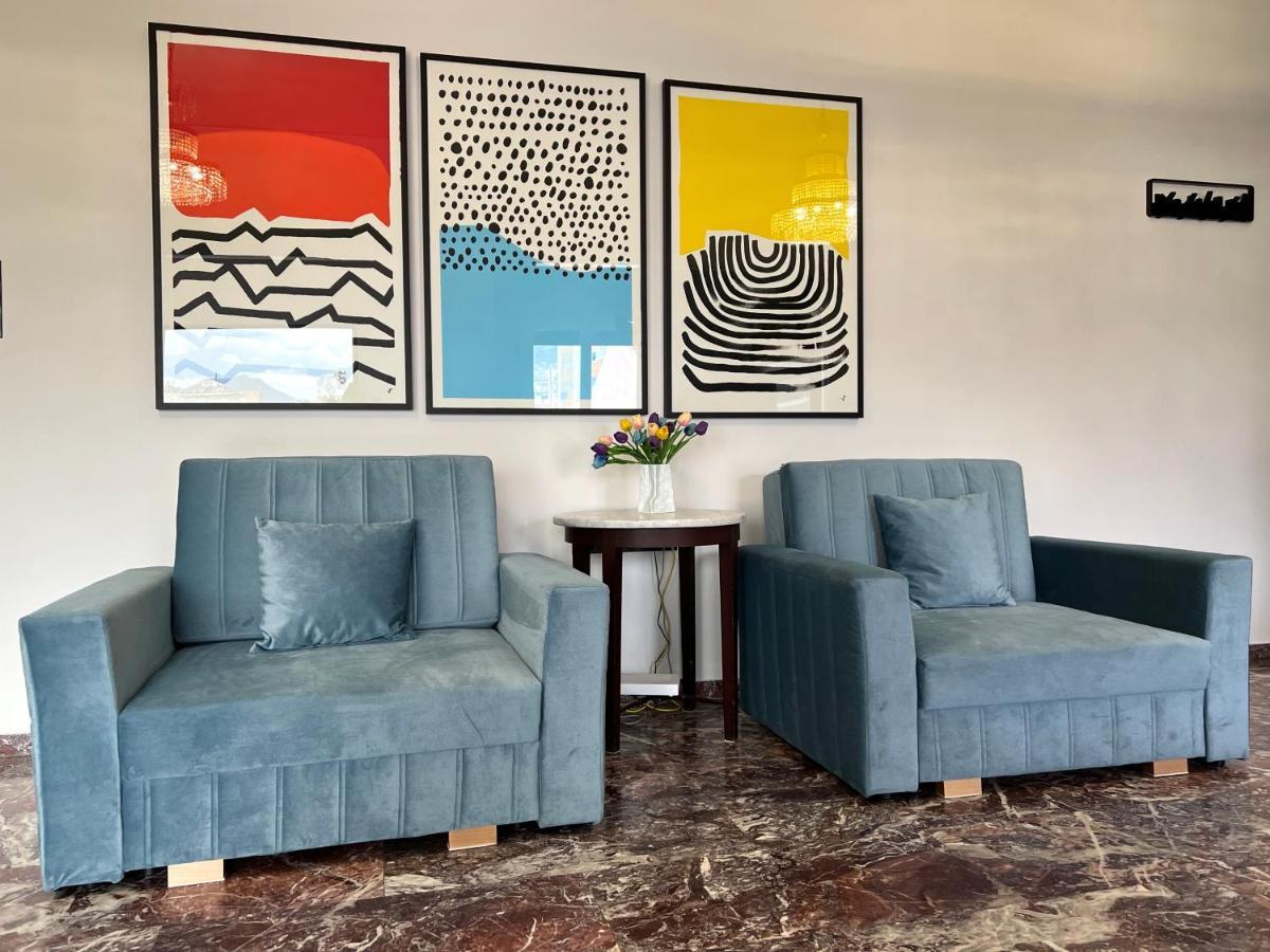 Happy Place! Big, Bright & Central - Ideal For Families And Groups Of Friends Patras Zewnętrze zdjęcie